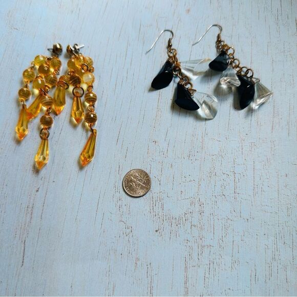 VTG Acrylic Dangle Earrings Bundle - Picture 1 of 3
